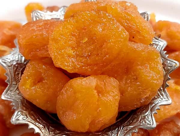 تصویر 5 از قیمت خرید آلو بخارا گوشتی + فروش ویژه